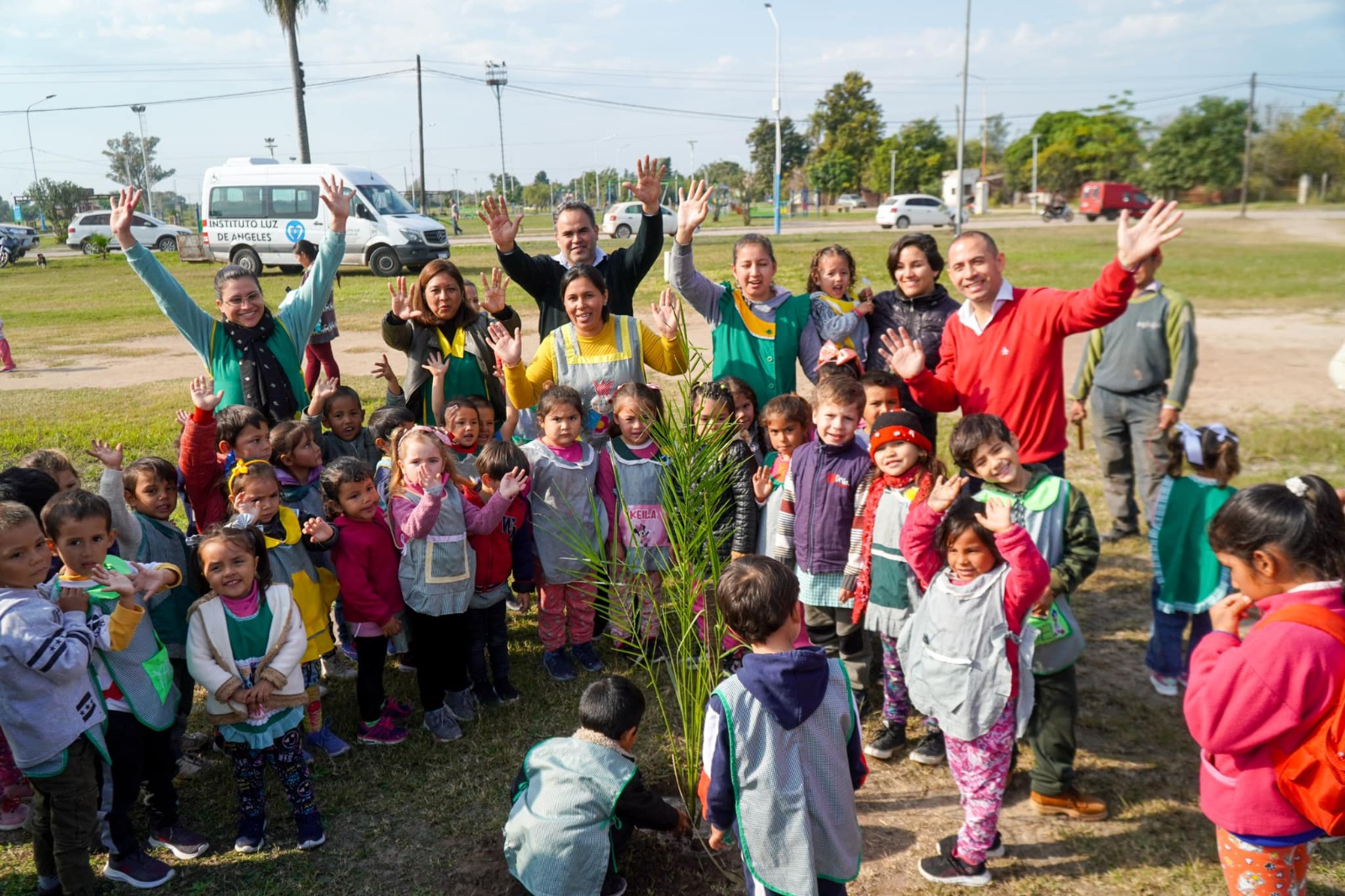 Presidencia de la Plaza: el intendente participó de las actividades por día mundial del medio ambiente en el parque del centenario.